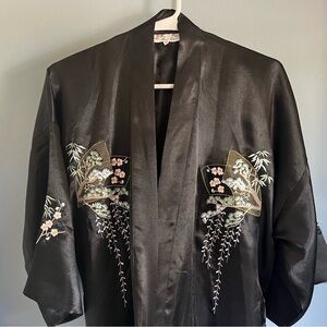 Beautifully Embroidered Silk Kimono Robe